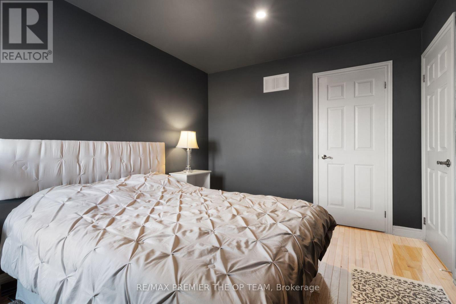 5 Southbury Manor Drive, Caledon, Ontario L7E 1X7 - Photo 26 - W13723136