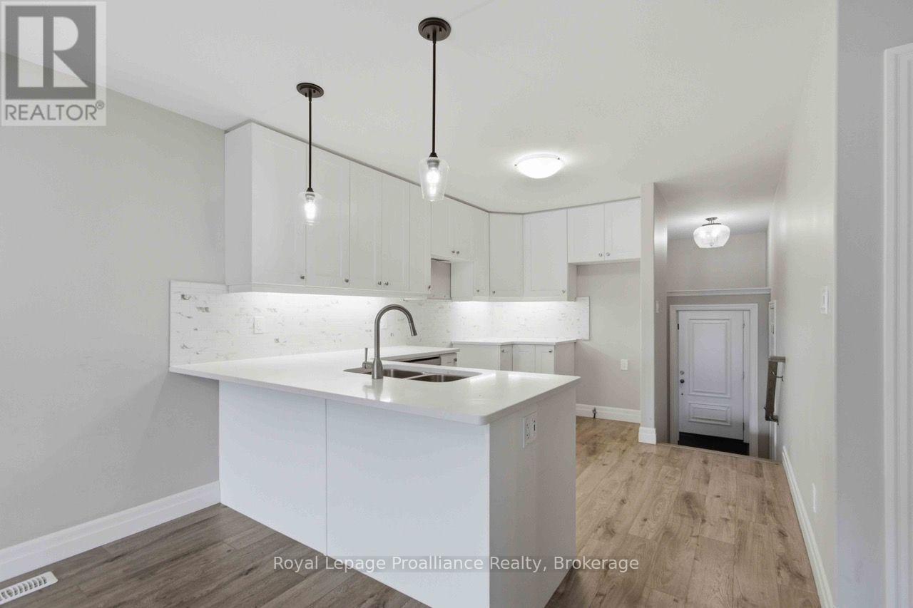 49 Hillside Meadow Drive, Quinte West, Ontario  K8V 0J5 - Photo 11 - X13718272