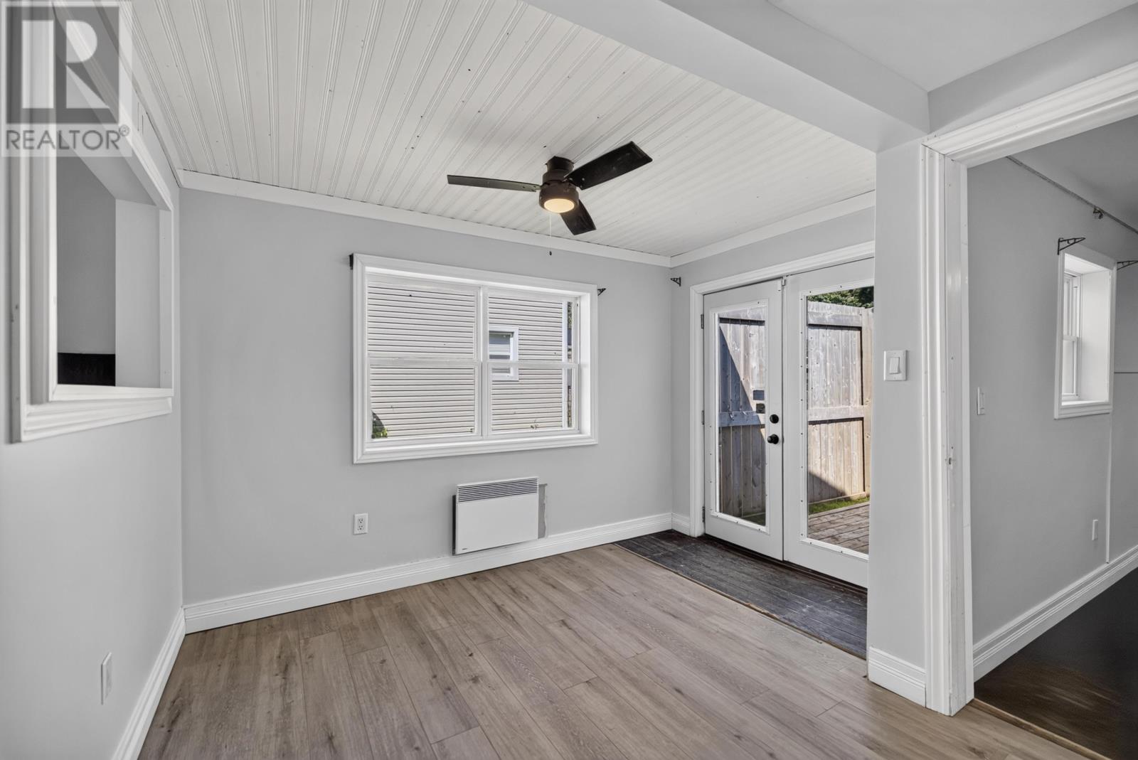 76 Beach Street, Charlottetown, Prince Edward Island  C1A 5G8 - Photo 12 - 202621859