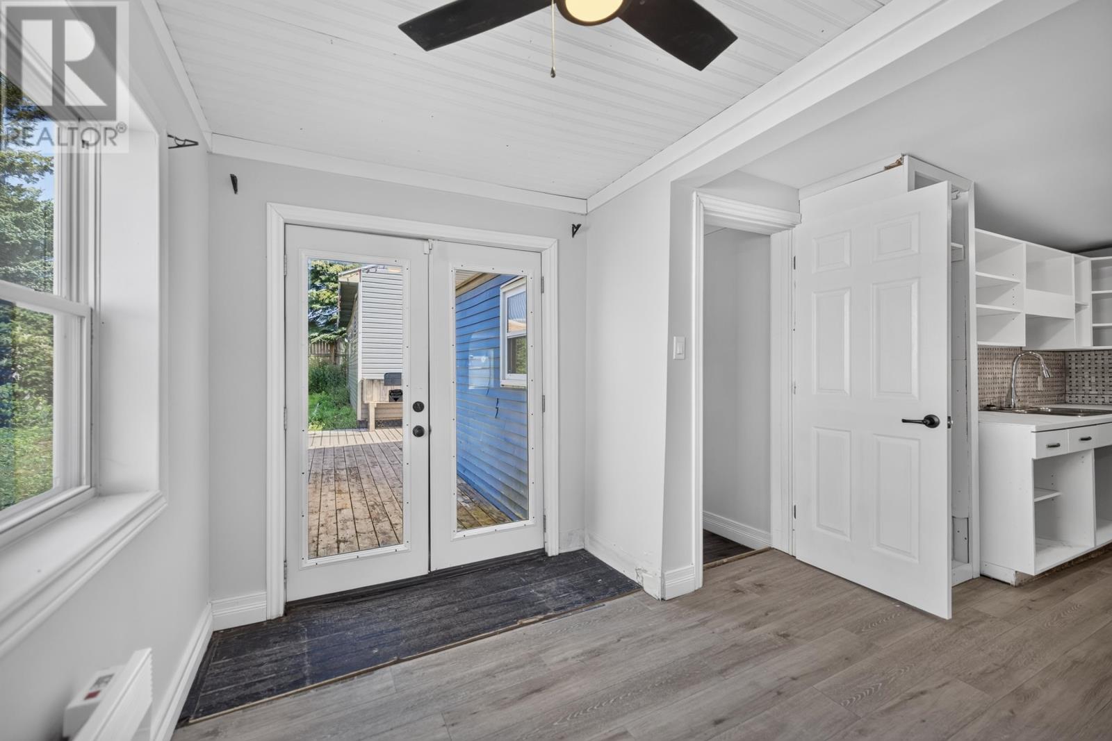 76 Beach Street, Charlottetown, Prince Edward Island  C1A 5G8 - Photo 26 - 202621859