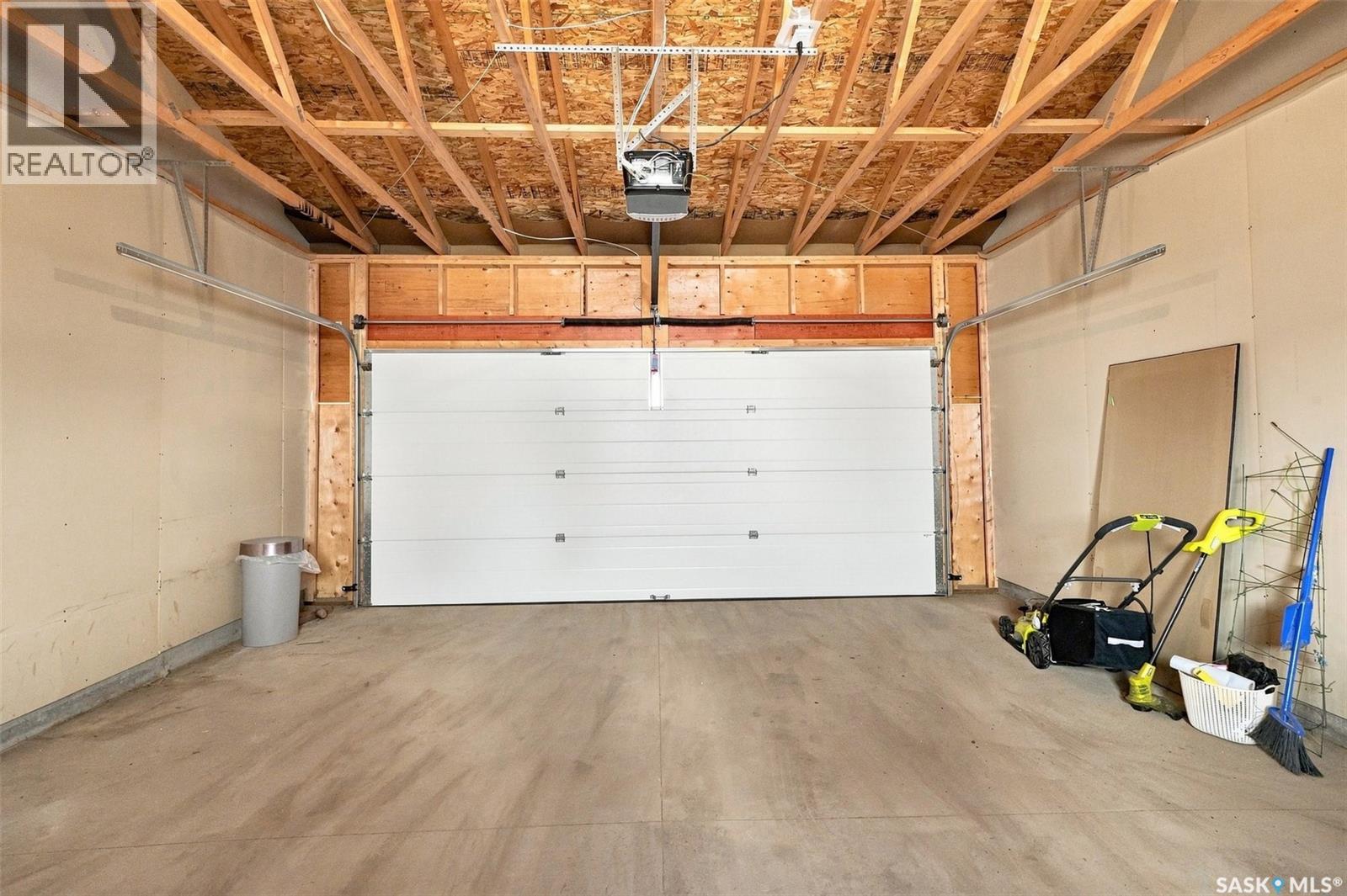 3043 Brighton Common, Saskatoon, Saskatchewan  S7V 0Z5 - Photo 36 - SK046930