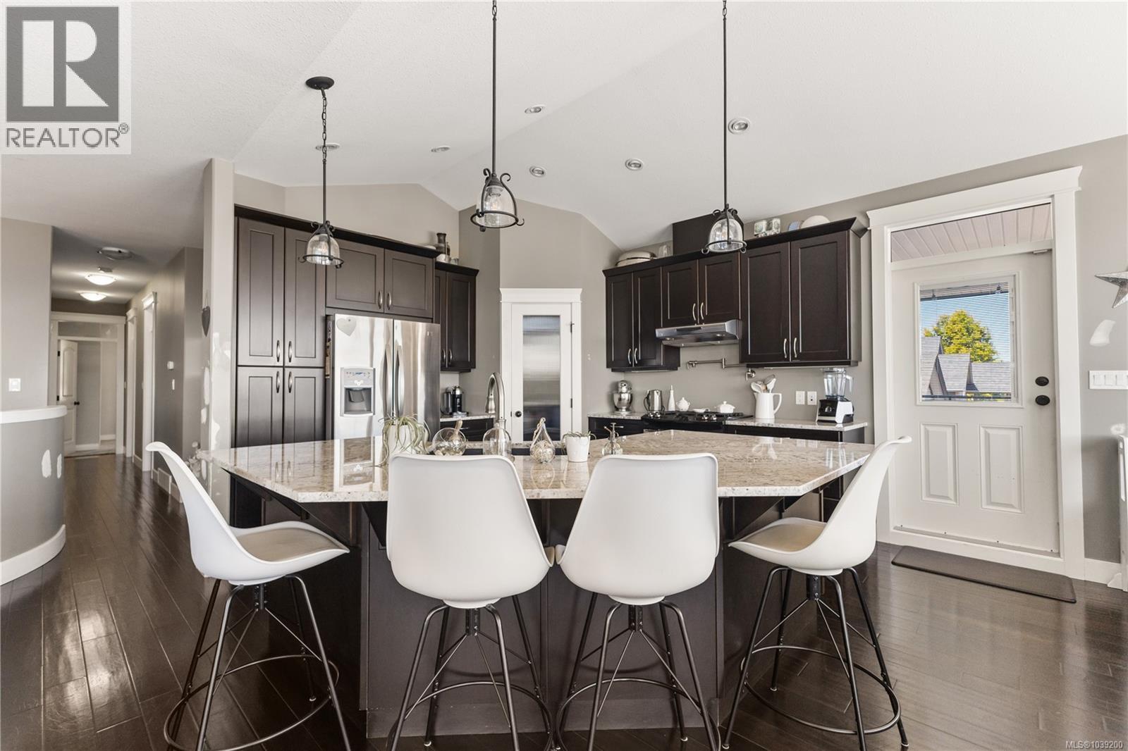 937 Timberline Dr, Campbell River, British Columbia  V9H 0A8 - Photo 5 - 1039200