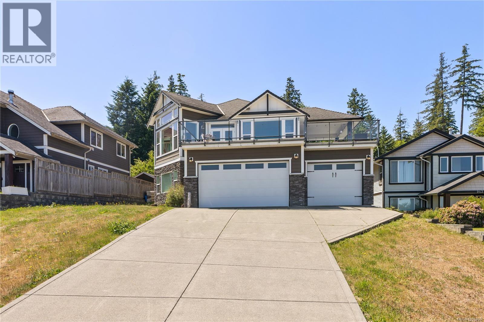 937 Timberline Dr, Campbell River, British Columbia  V9H 0A8 - Photo 3 - 1039200