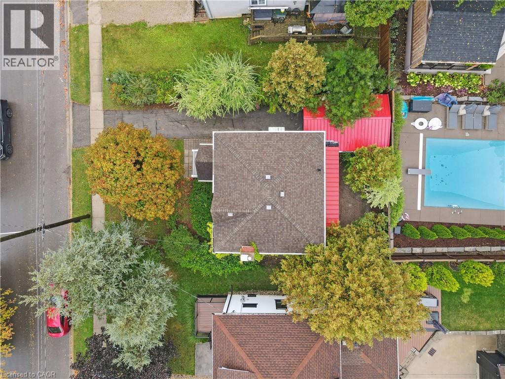 103 Dunbar Road S, Waterloo, Ontario N2L 2E4 - Photo 35 - 40848251
