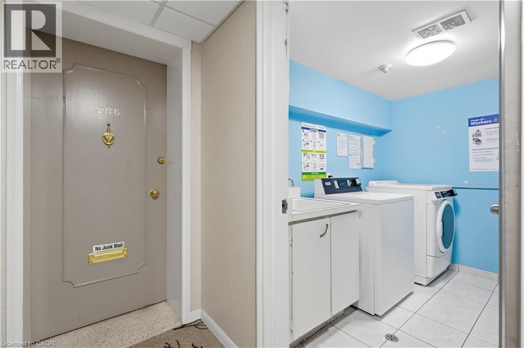 8 Woodman Drive S Unit# 208, Hamilton, Ontario  L8K 4C9 - Photo 7 - 40859074