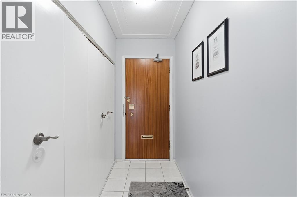 8 Woodman Drive S Unit# 208, Hamilton, Ontario  L8K 4C9 - Photo 8 - 40859074