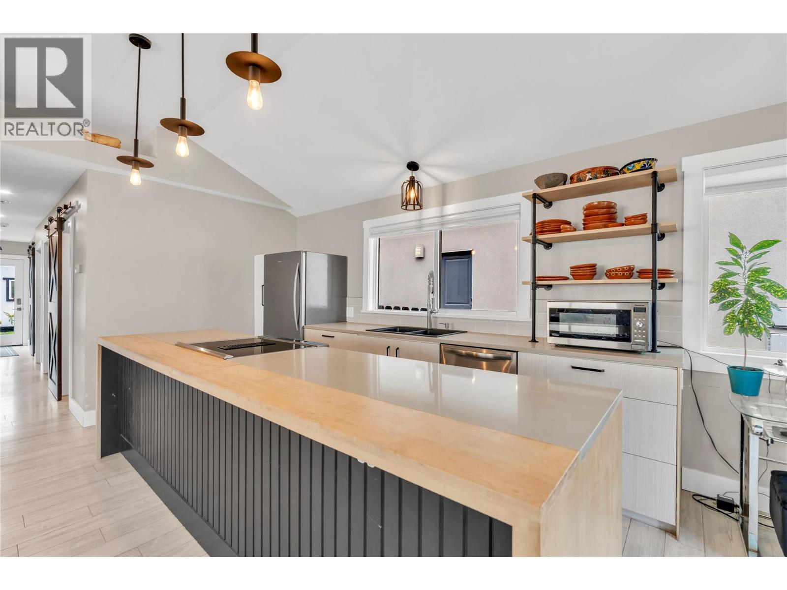 448 Caribou Street, Penticton, British Columbia  V2A 5W6 - Photo 18 - 10398979