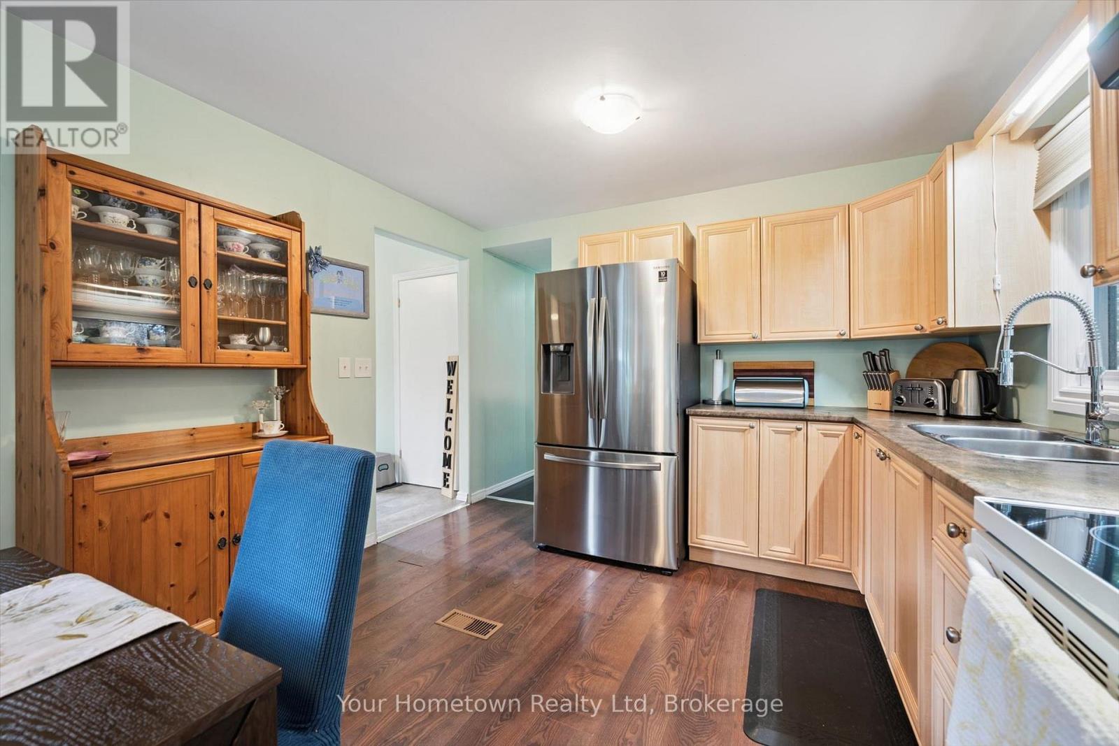 12 Second Avenue, Centre Wellington, Ontario  N1M 2W5 - Photo 10 - X13716752