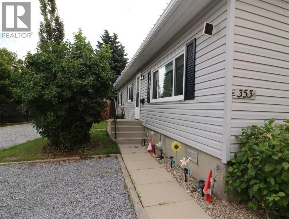 353 Big Springs Drive SE, Airdrie, Alberta  T4A 1B7 - Photo 2 - A2340636
