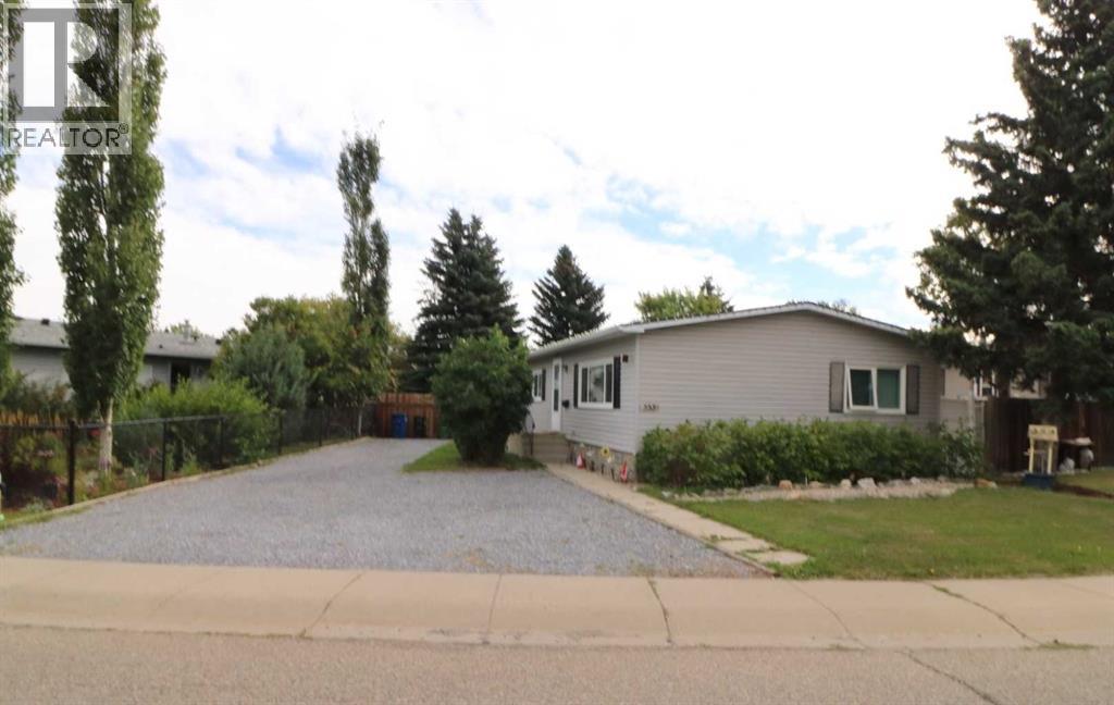 353 Big Springs Drive SE, Airdrie, Alberta  T4A 1B7 - Photo 37 - A2340636