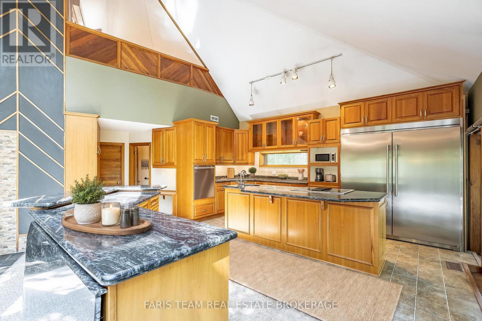 15 Scottdale Drive, Oro-Medonte, Ontario L0L 1T0 - Photo 5 - S13669914