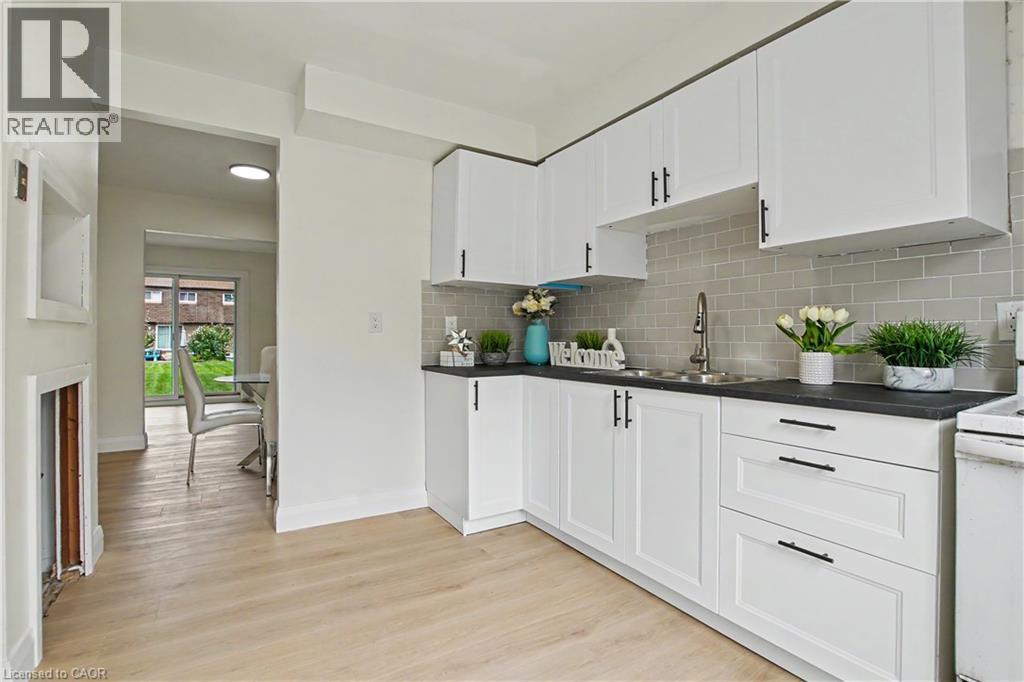 17 Quail Drive Unit# 42, Hamilton, Ontario  L8W 1N1 - Photo 7 - 40858156