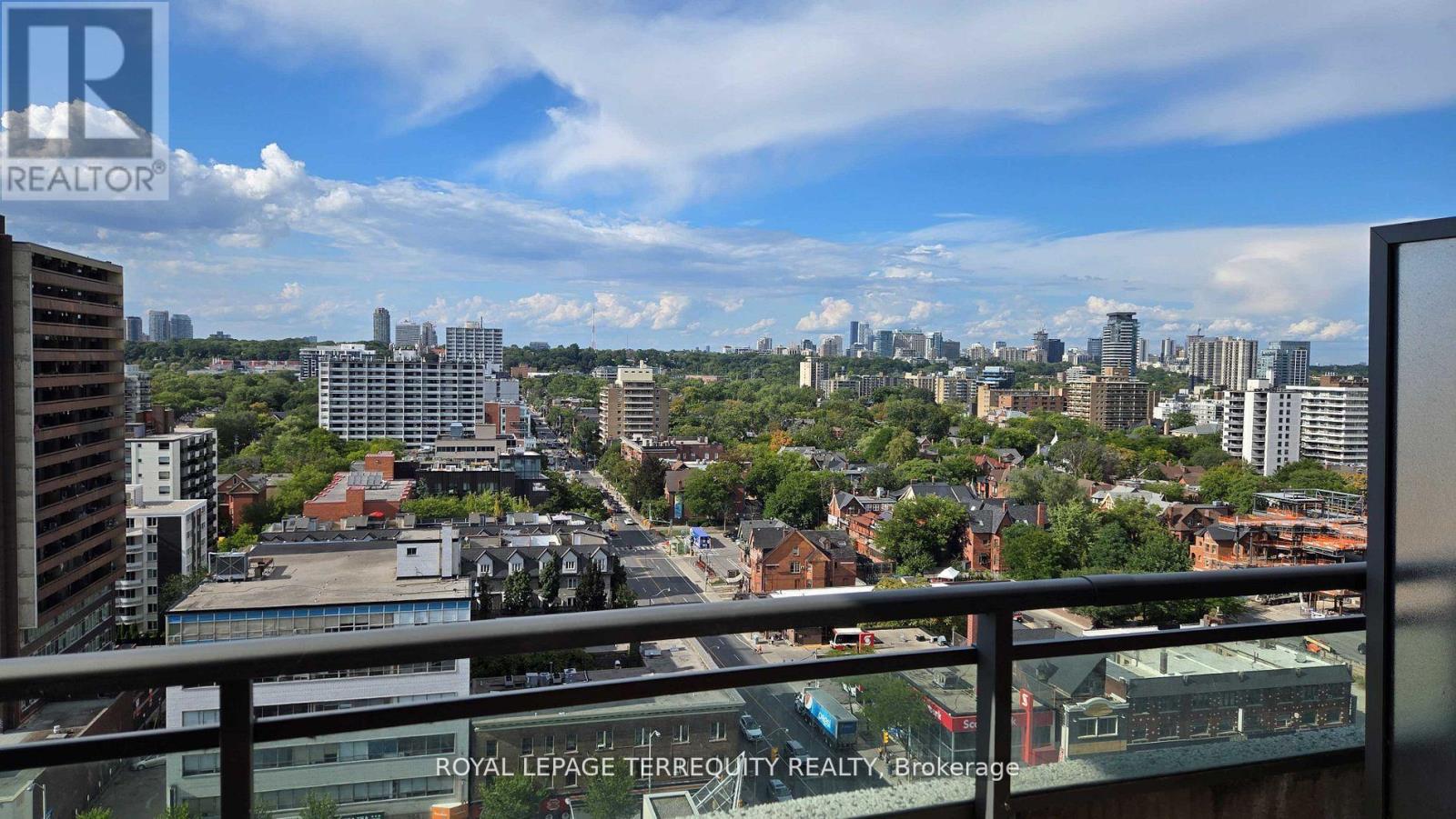 1606 - 736 Spadina Avenue, Toronto, Ontario  M5S 2J6 - Photo 2 - C13723150