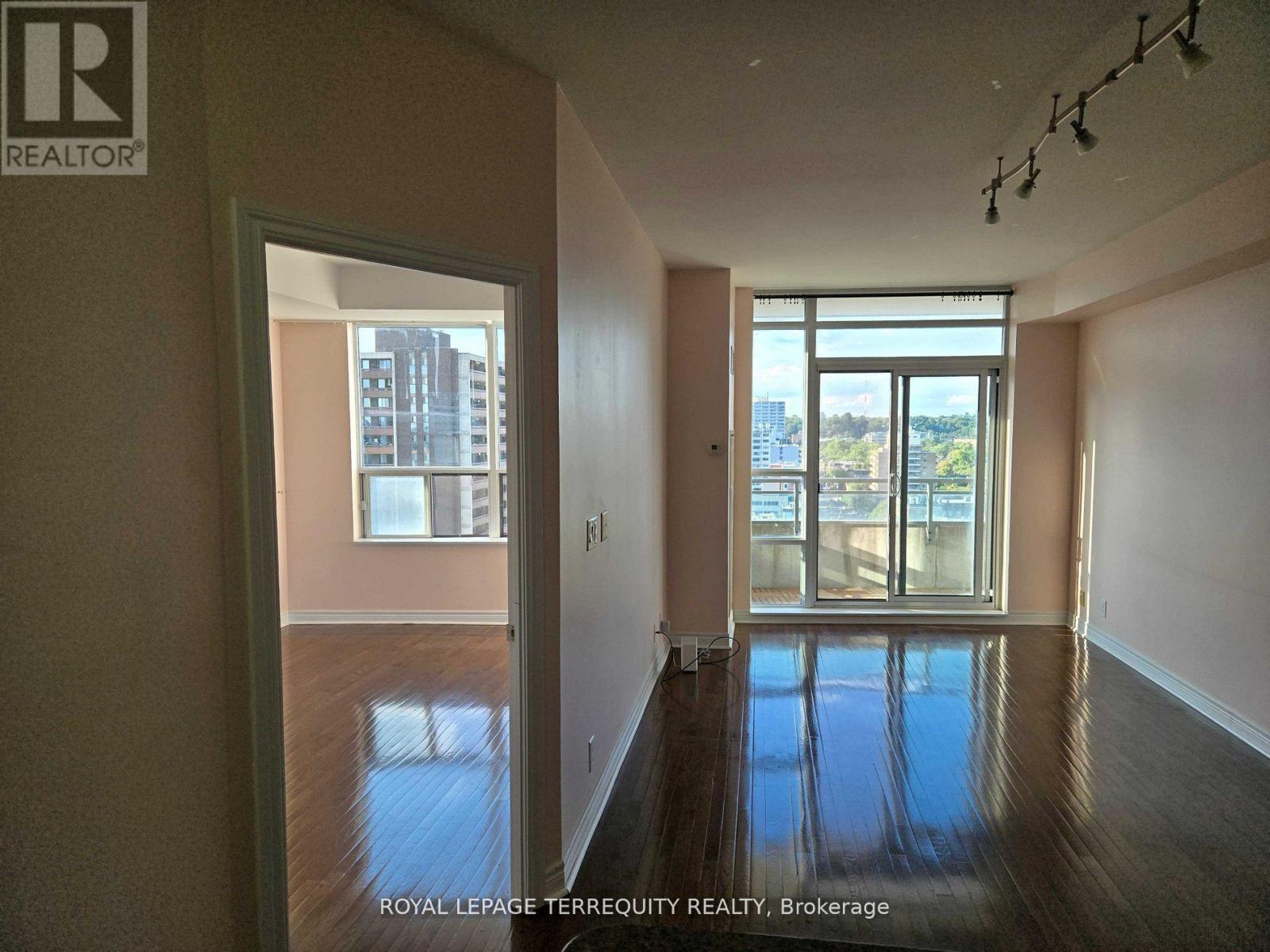 1606 - 736 Spadina Avenue, Toronto, Ontario  M5S 2J6 - Photo 5 - C13723150