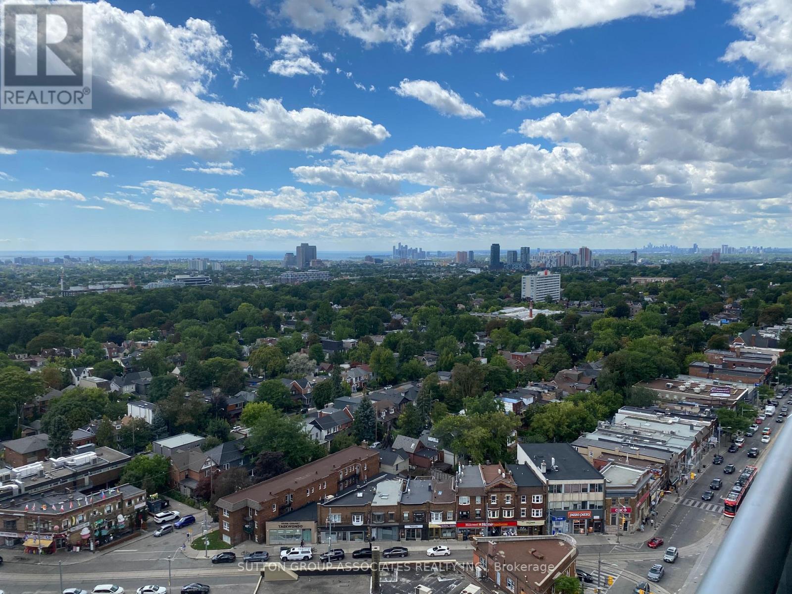1807 - 500 St. Clair Avenue W, Toronto, Ontario  M6C 1A8 - Photo 10 - C13723170