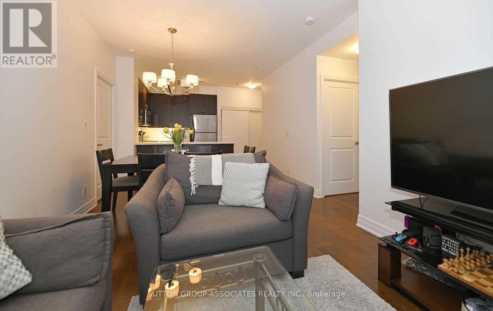 1807 - 500 St. Clair Avenue W, Toronto, Ontario  M6C 1A8 - Photo 3 - C13723170