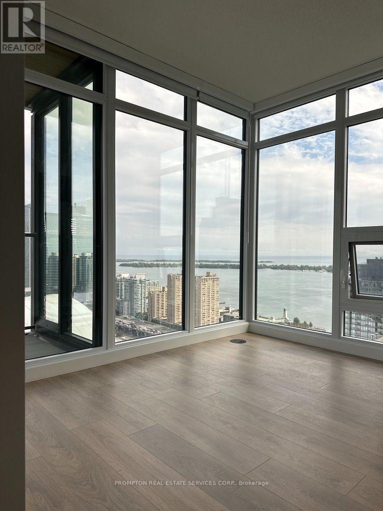 4205 - 1 Concord Cityplace Way, Toronto, Ontario  M5V 0X3 - Photo 10 - C13723230