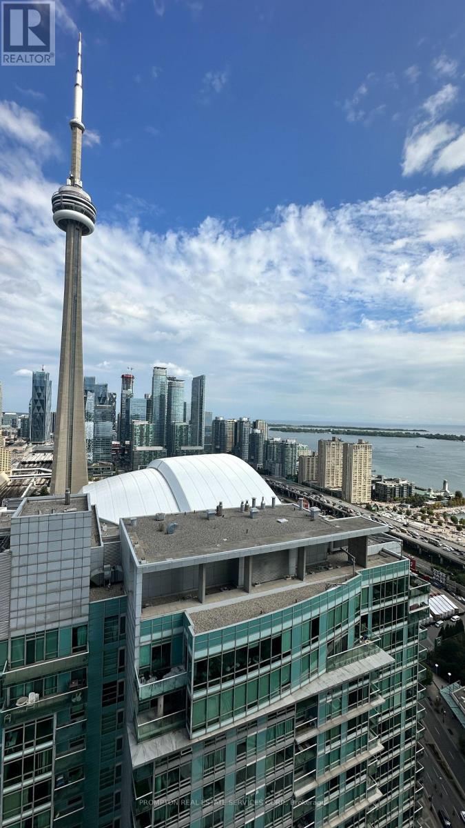 4205 - 1 Concord Cityplace Way, Toronto, Ontario  M5V 0X3 - Photo 13 - C13723230