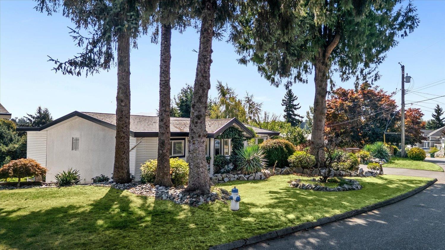 2034 Majestic Crescent, Abbotsford, British Columbia  V2T 3G1 - Photo 2 - R3158838