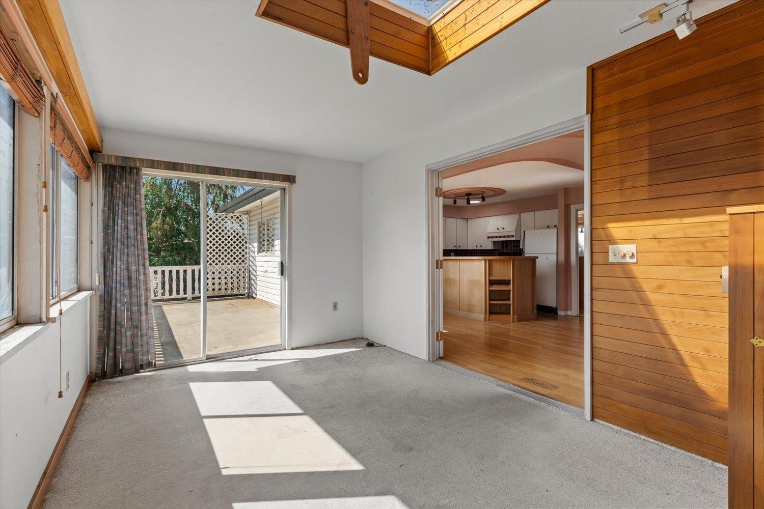 2034 Majestic Crescent, Abbotsford, British Columbia  V2T 3G1 - Photo 9 - R3158838