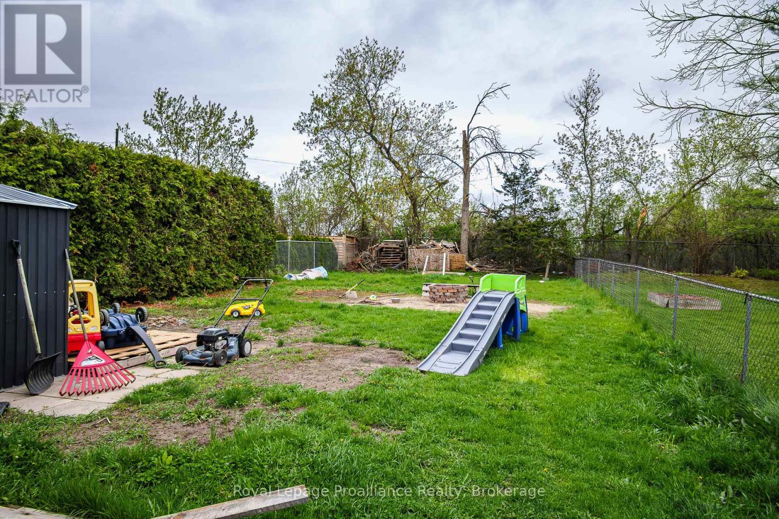 21 Pepper Avenue, Belleville, Ontario  K8P 4R2 - Photo 10 - X13723278