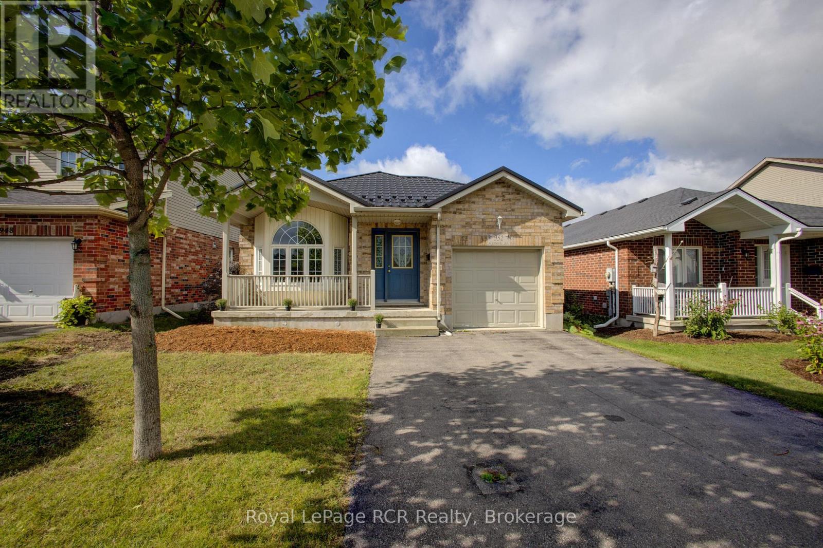 952 Gzowski Street, Centre Wellington, Ontario  N1M 3V9 - Photo 1 - X13723162