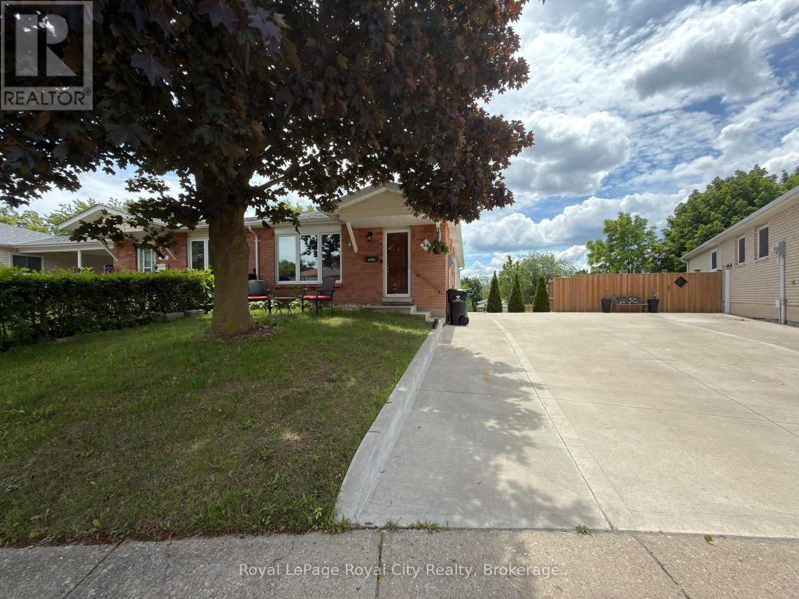 34 NORA COURT, Cambridge, Ontario
