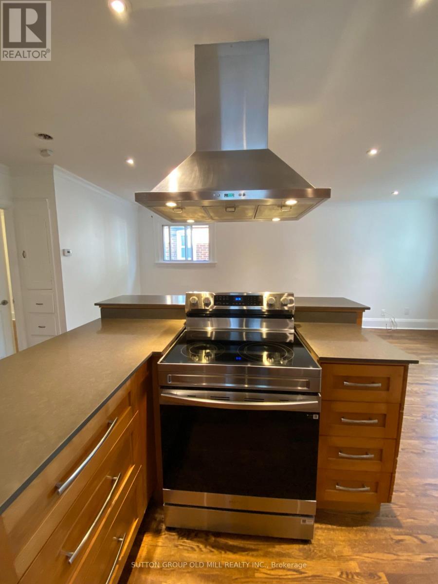 46 Richard Avenue, Toronto, Ontario  M4L 1W9 - Photo 10 - E13723220