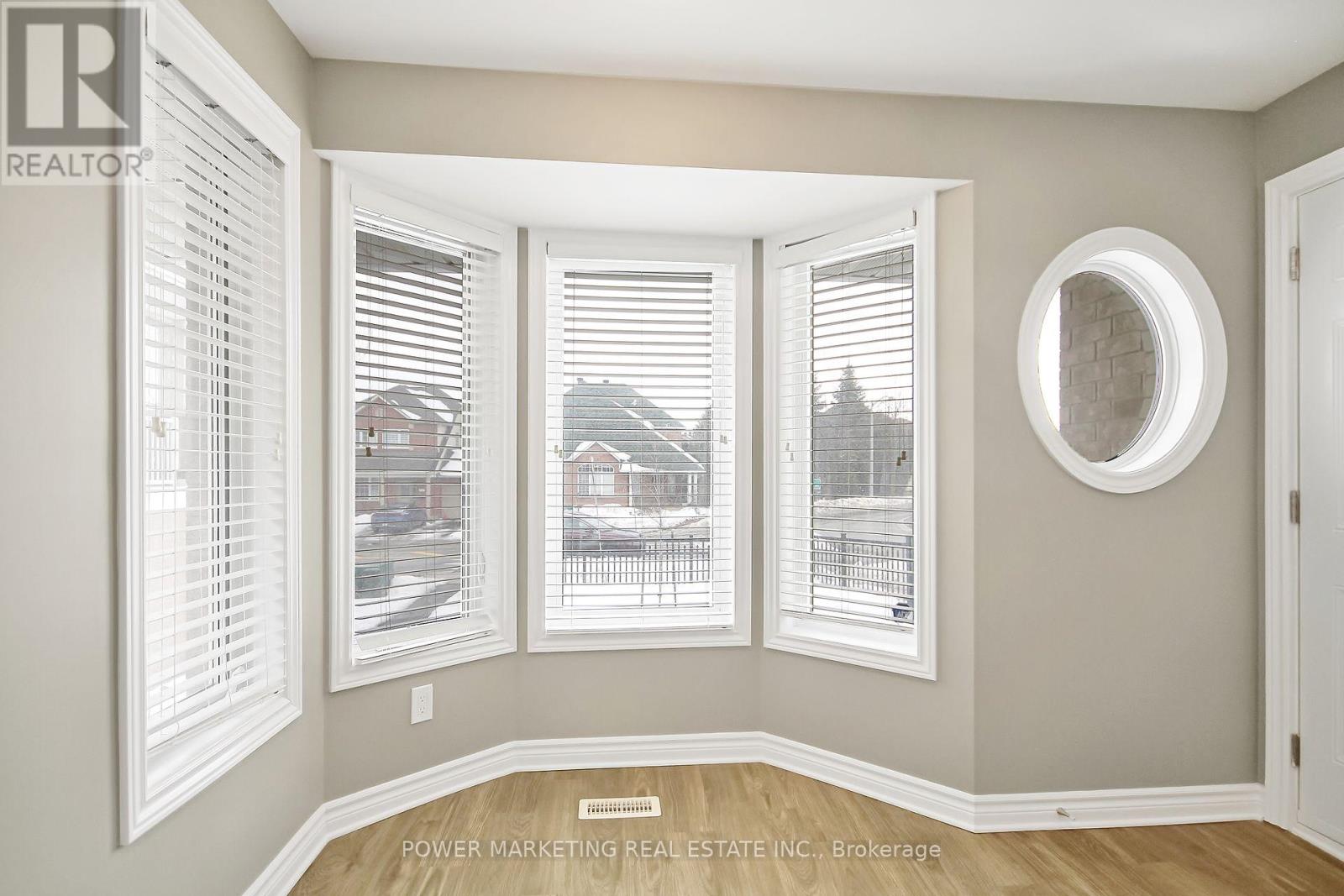 45 Waterbridge Drive, Ottawa, Ontario K2G 6R5 - Photo 12 - X13723216