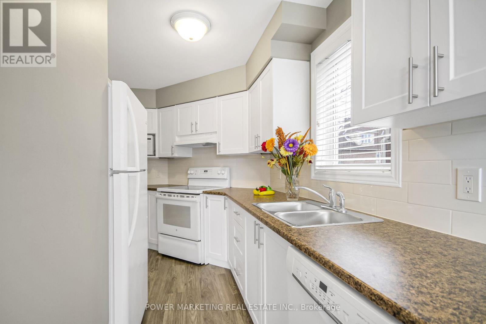 45 Waterbridge Drive, Ottawa, Ontario K2G 6R5 - Photo 18 - X13723216