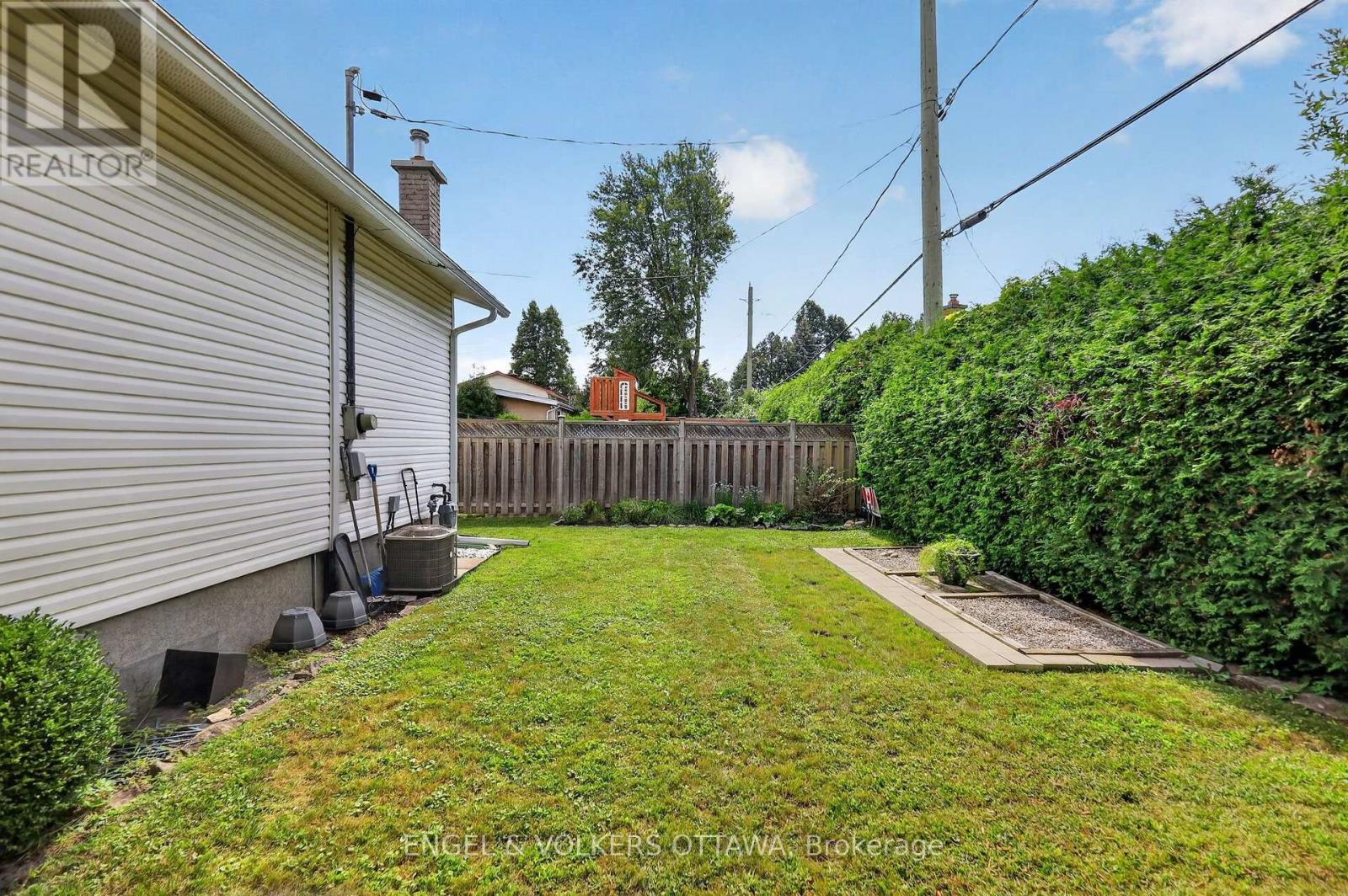 1994 Connecticut Avenue, Ottawa, Ontario  K1H 6Y4 - Photo 25 - X13723252