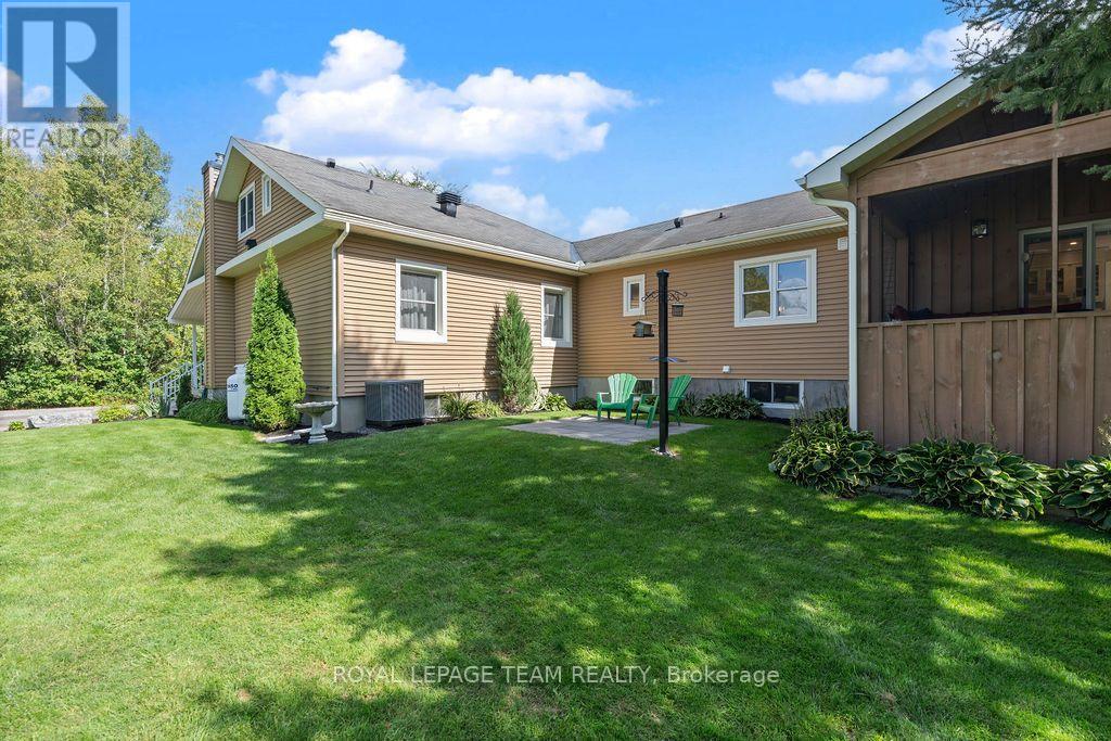 4869 Thunder Road, Ottawa, Ontario  K0A 1K0 - Photo 45 - X13723262