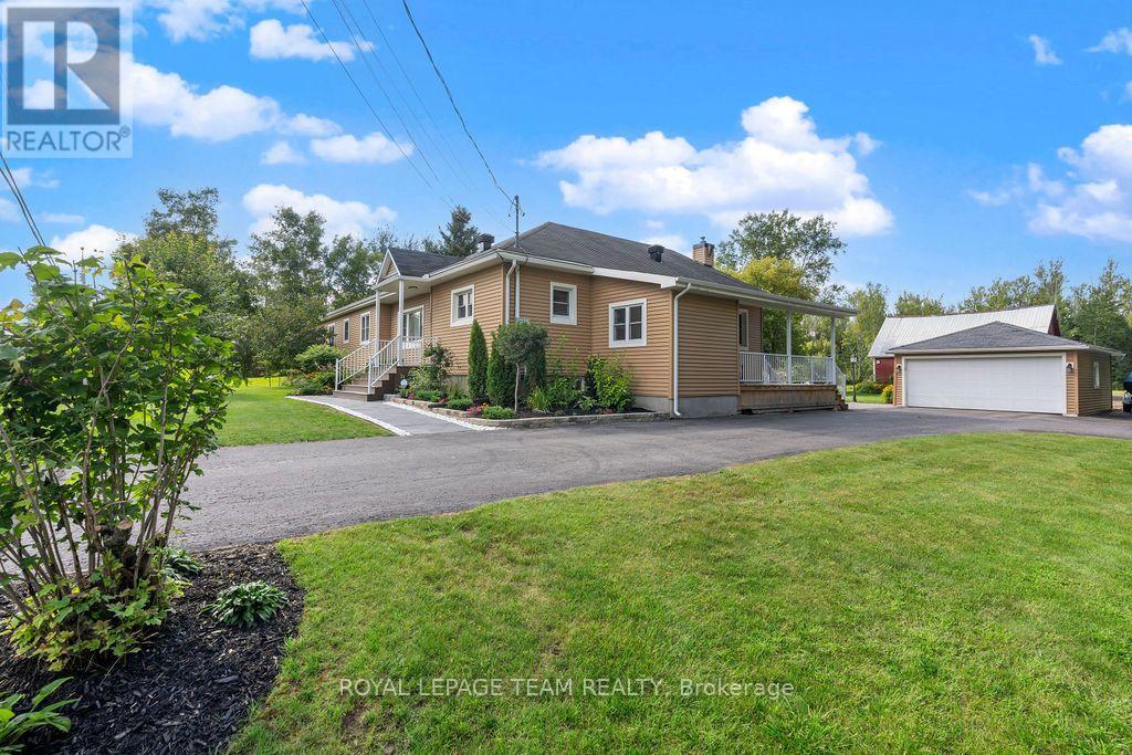 4869 Thunder Road, Ottawa, Ontario  K0A 1K0 - Photo 5 - X13723262