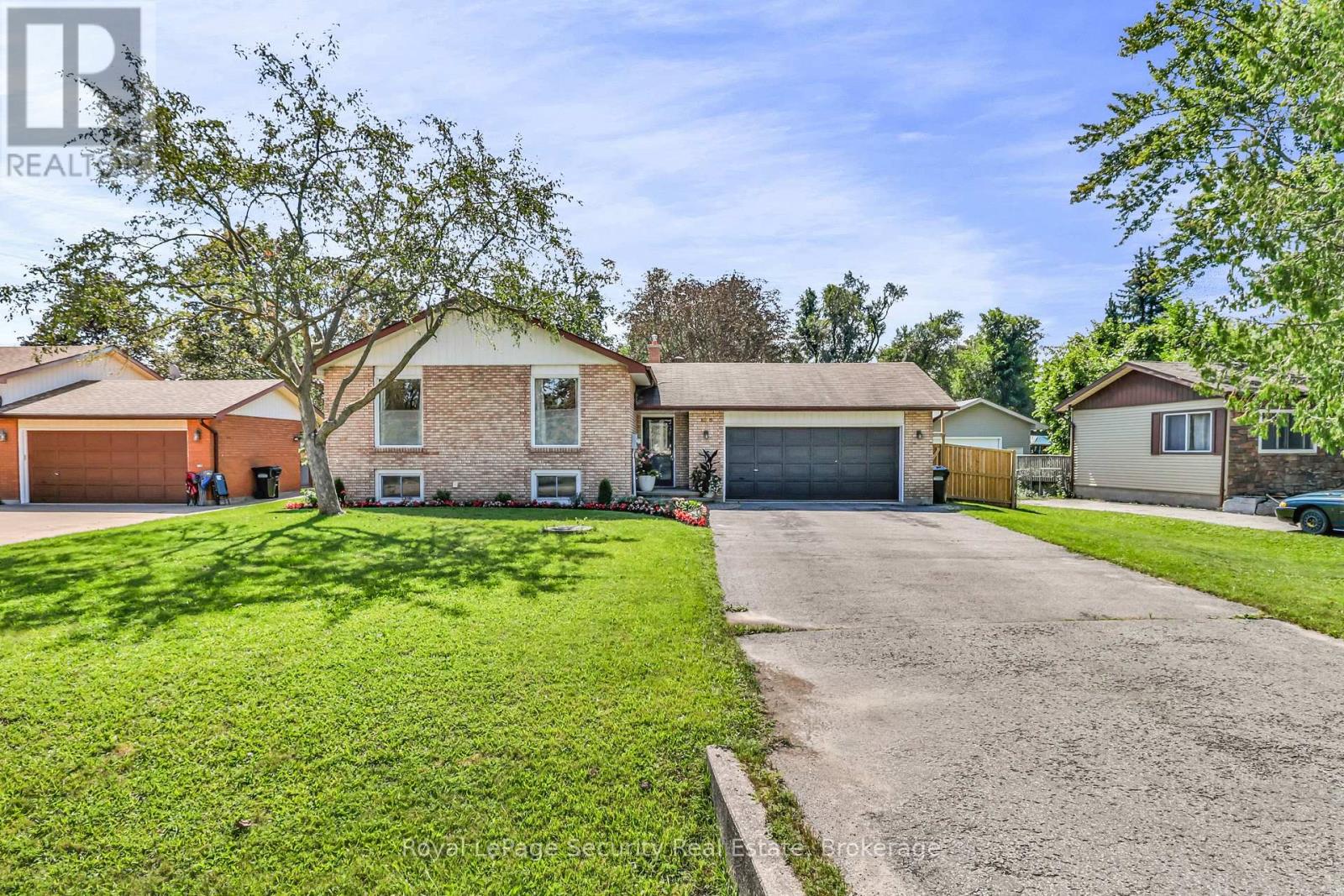 1045 LEBANON DRIVE, Innisfil, Ontario