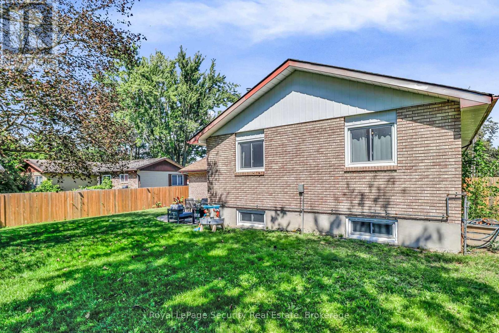 1045 Lebanon Drive, Innisfil, Ontario  L9S 2B7 - Photo 50 - N13723196