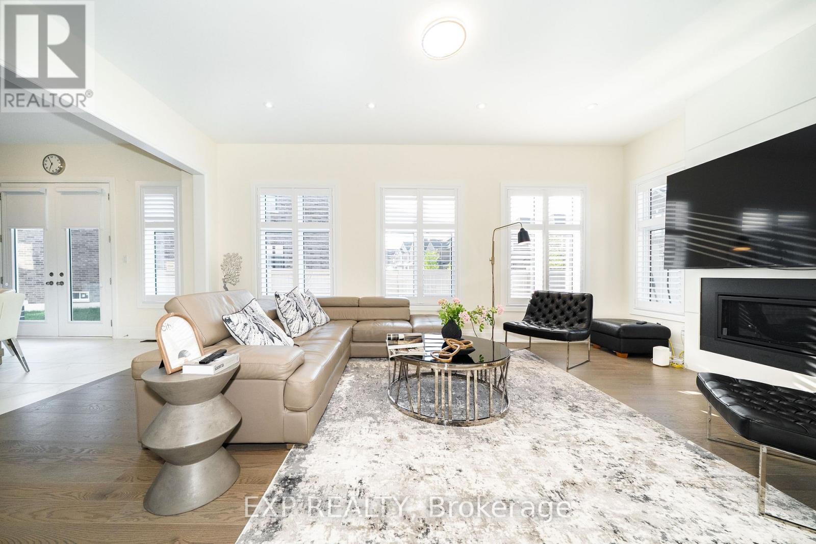 38 Bud Leggett Crescent, Georgina, Ontario  L4P 0T1 - Photo 14 - N13723208