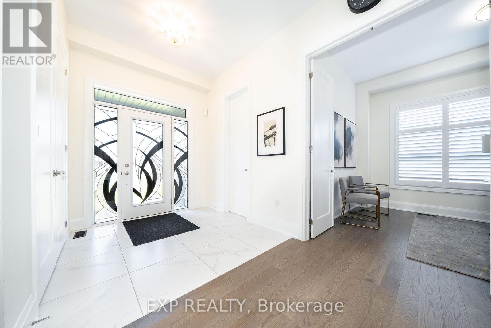 38 Bud Leggett Crescent, Georgina, Ontario  L4P 0T1 - Photo 7 - N13723208