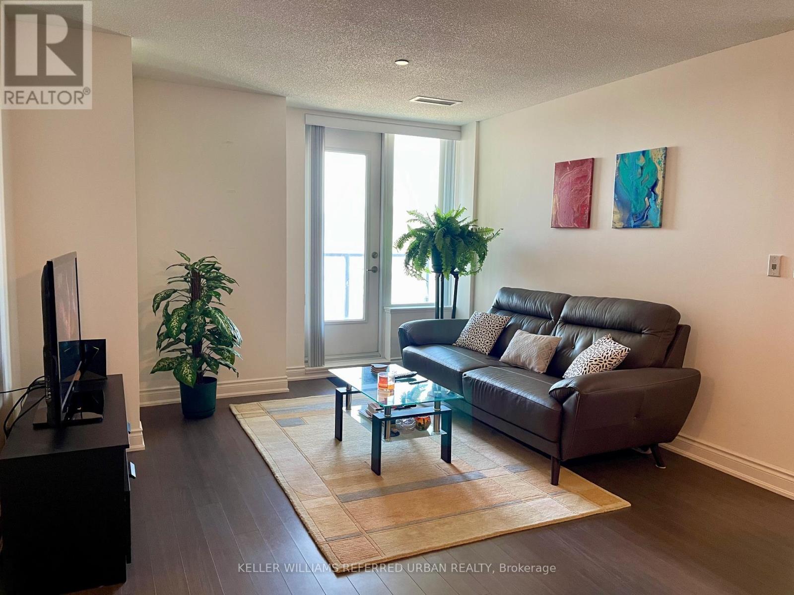 316 - 325 SOUTH PARK ROAD
