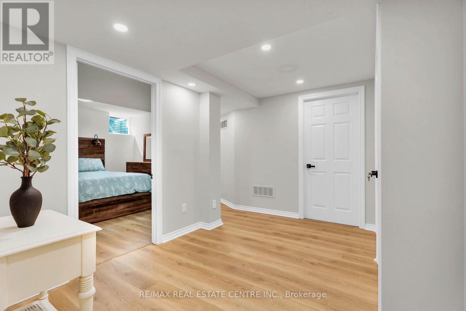 67 Ferdinand Avenue, Vaughan, Ontario  L6A 3H7 - Photo 16 - N13723290