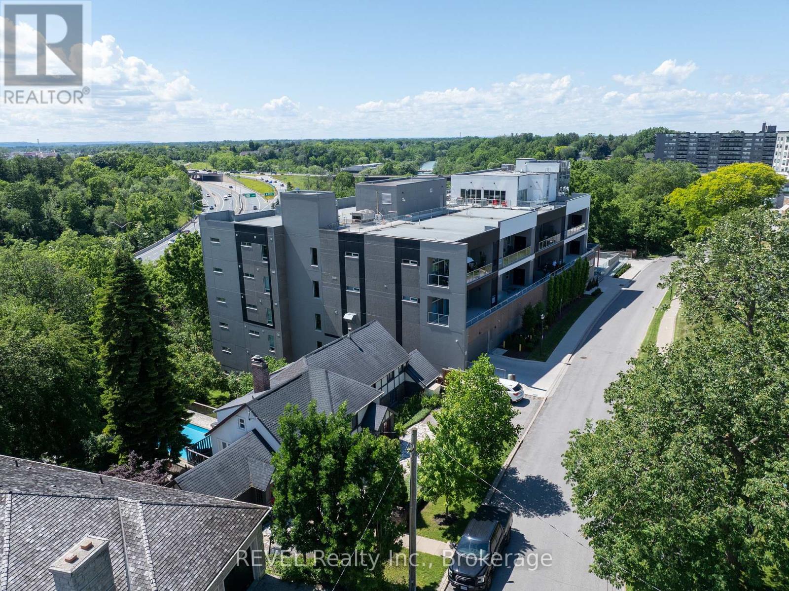 606 - 77 Yates Street, St. Catharines, Ontario  L2R 5R7 - Photo 3 - X13723294