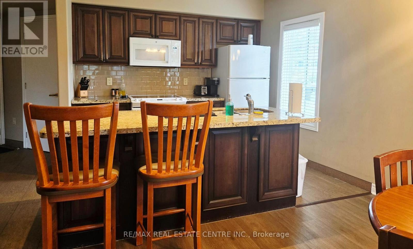 2214 - 90 Highland Drive, Oro-Medonte (Horseshoe Valley), Ontario  L0L 2L0 - Photo 5 - S13723336