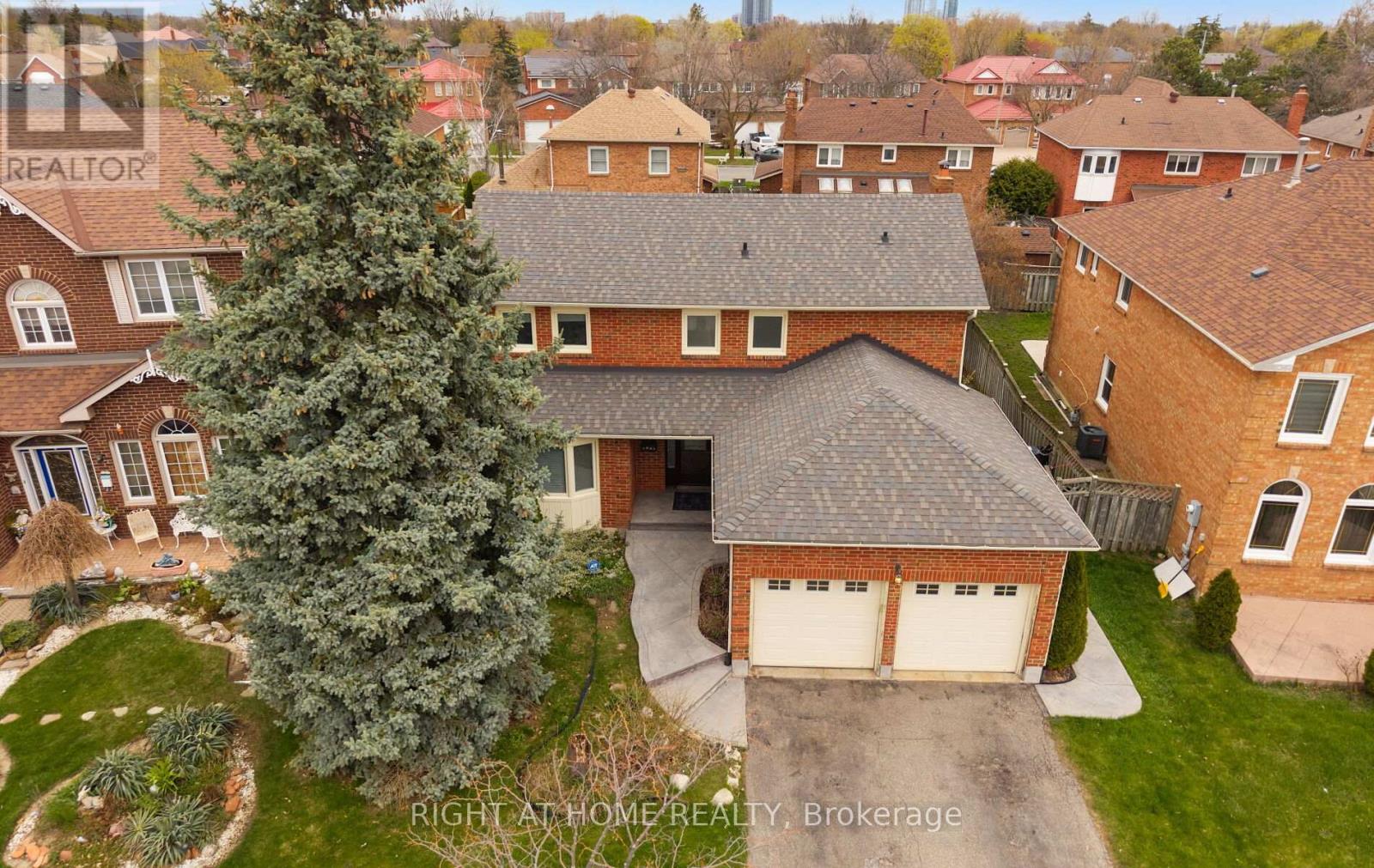 72 Brydon Crescent, Brampton, Ontario  L6X 3E5 - Photo 5 - W13723226