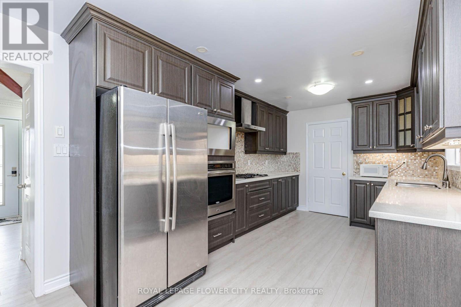 14 Canarvan Court, Brampton, Ontario  L6Y 4X5 - Photo 47 - W13723234