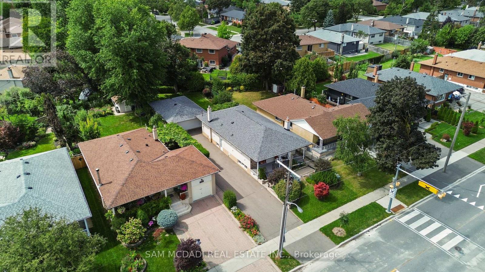 248 Wellesworth Drive, Toronto, Ontario  M9C 4S6 - Photo 1 - W13723244
