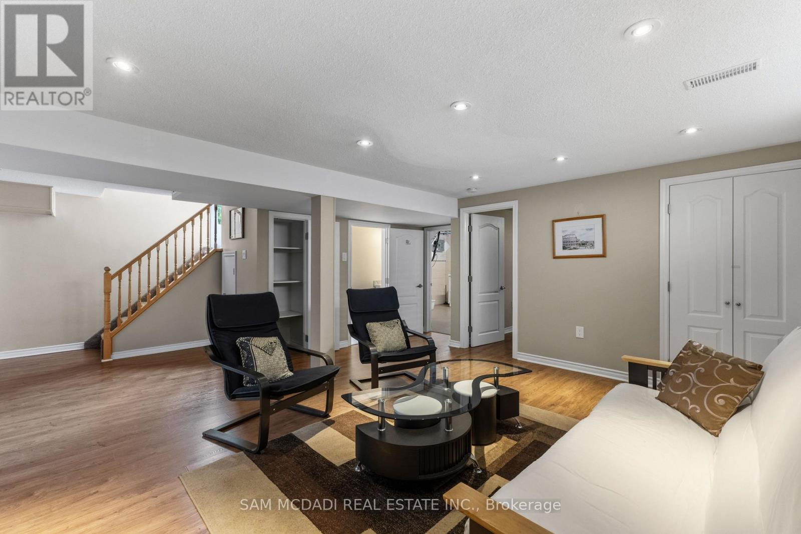 248 Wellesworth Drive, Toronto, Ontario  M9C 4S6 - Photo 11 - W13723244
