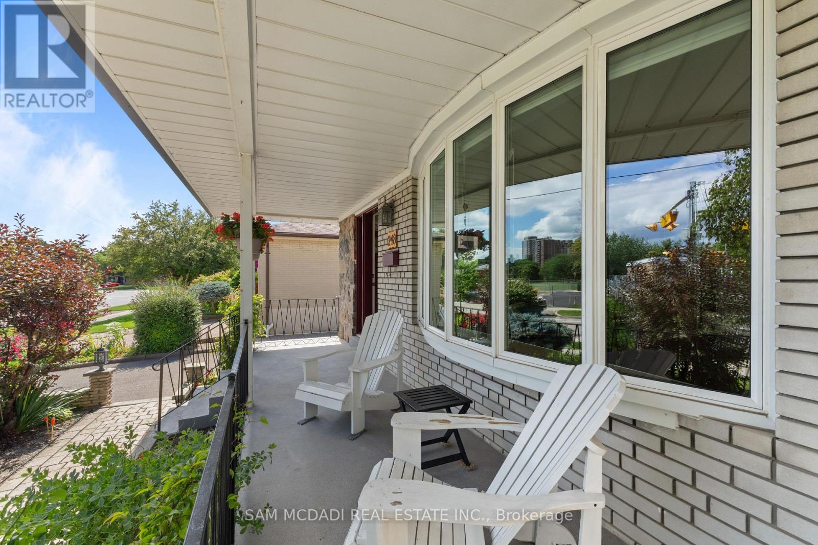 248 Wellesworth Drive, Toronto, Ontario  M9C 4S6 - Photo 21 - W13723244