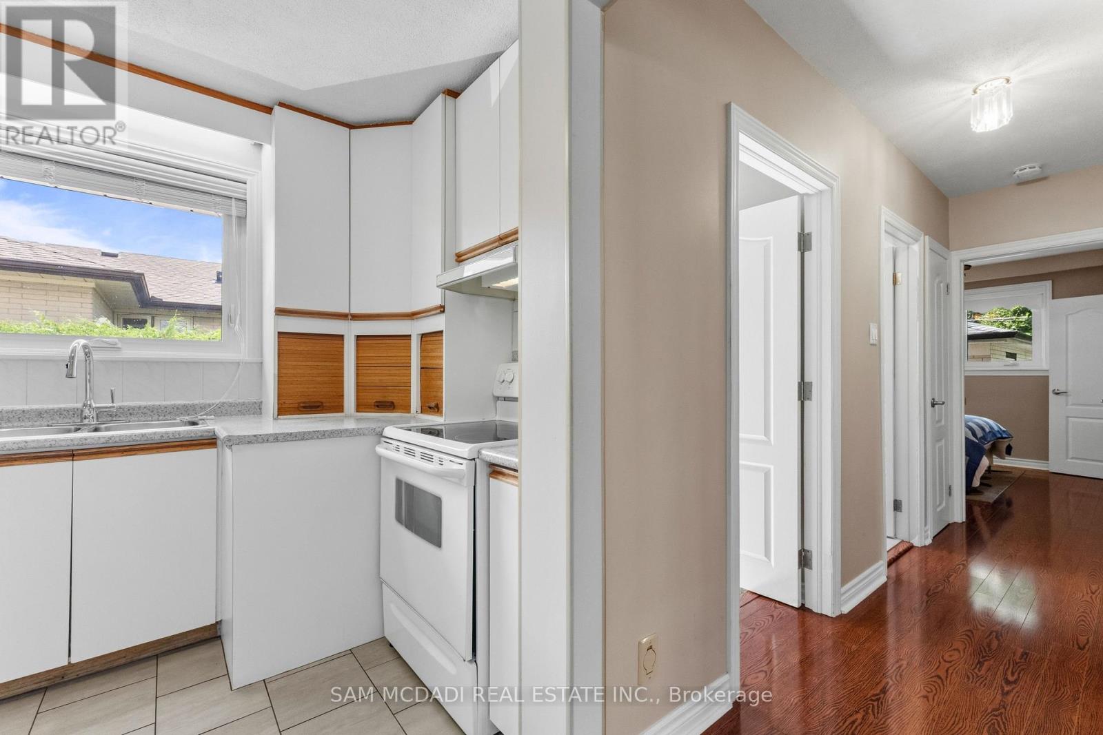 248 Wellesworth Drive, Toronto, Ontario  M9C 4S6 - Photo 31 - W13723244