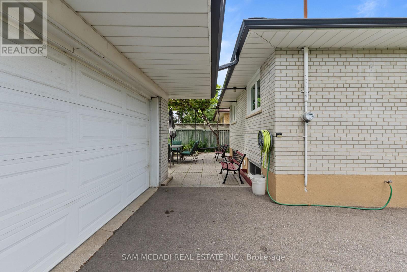 248 Wellesworth Drive, Toronto, Ontario  M9C 4S6 - Photo 44 - W13723244
