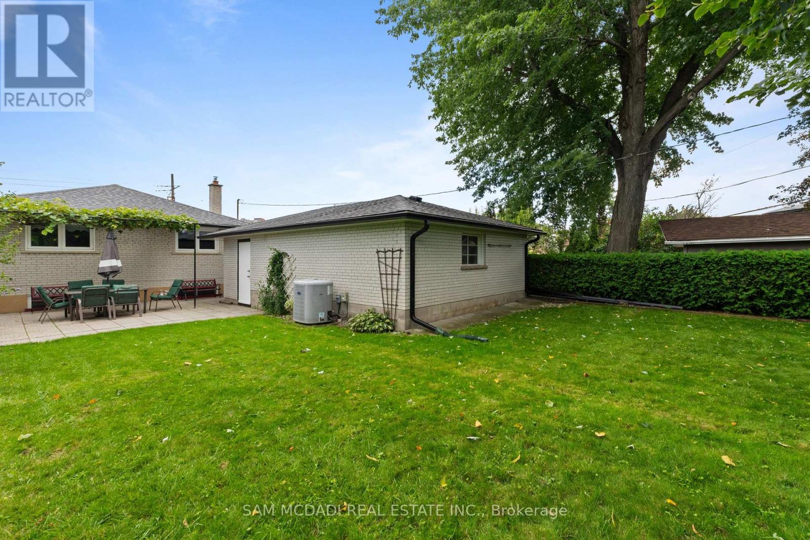 248 Wellesworth Drive, Toronto, Ontario  M9C 4S6 - Photo 8 - W13723244