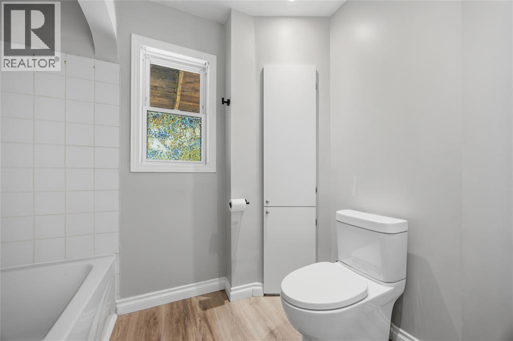 207 Victoria Avenue East, Point Edward, Ontario  N7V 1H7 - Photo 21 - 26020949